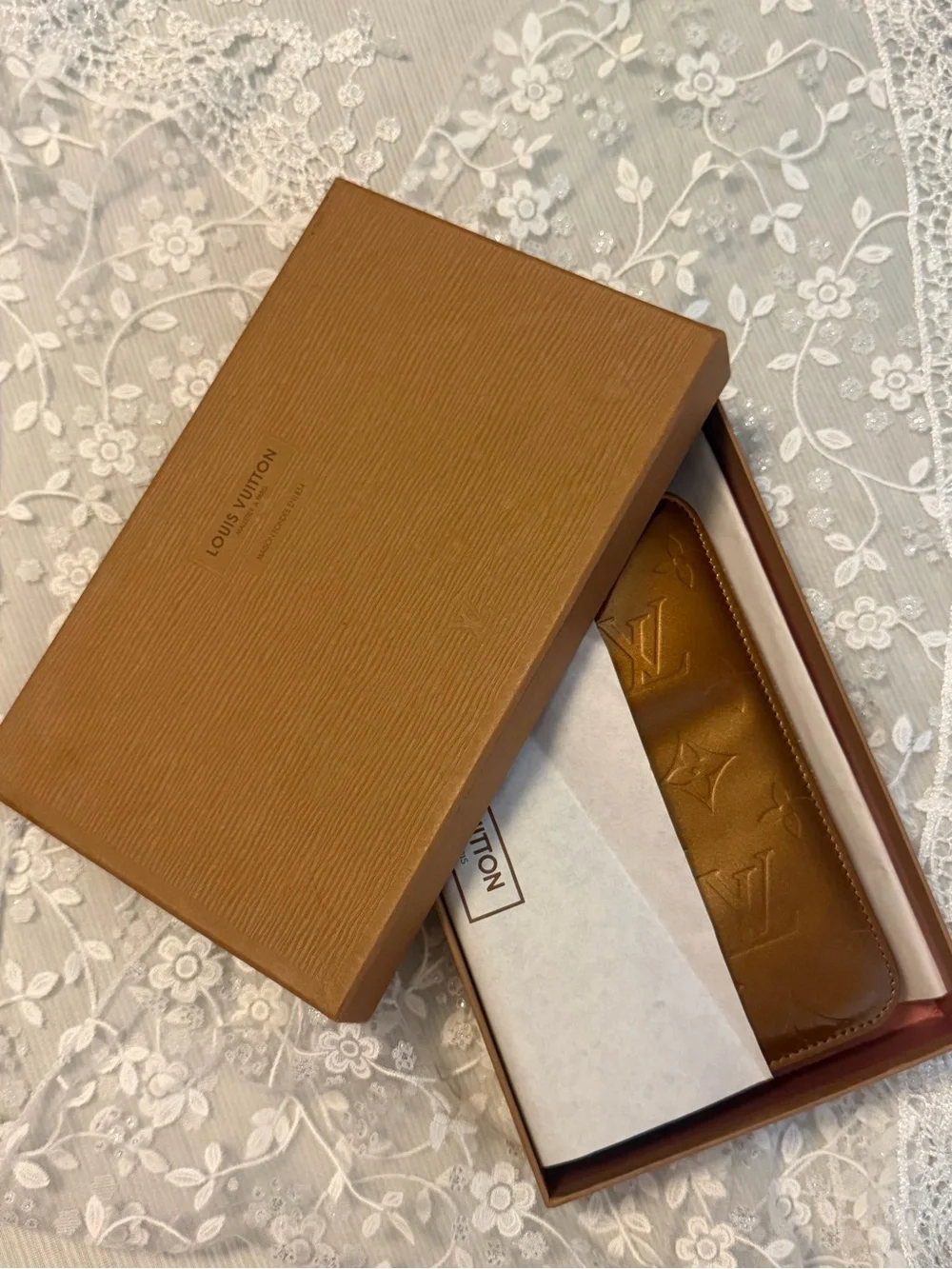 Authentic Louis Vuitton Vernis Eldridge bronze wallet